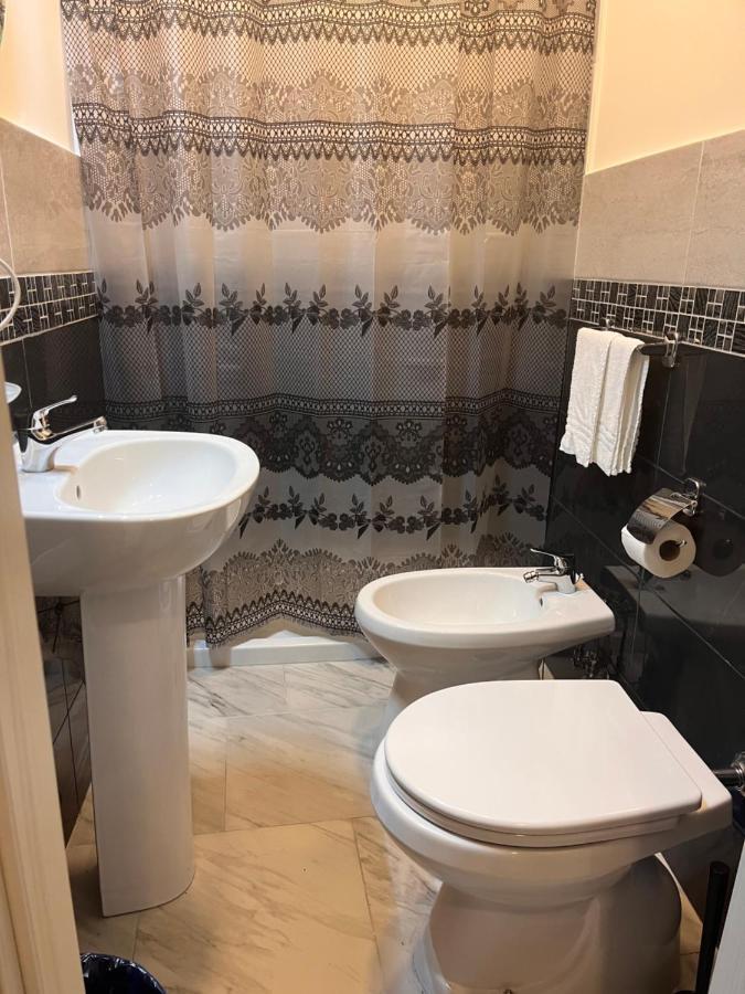 Hotel Poerio Napoli Ngoại thất bức ảnh