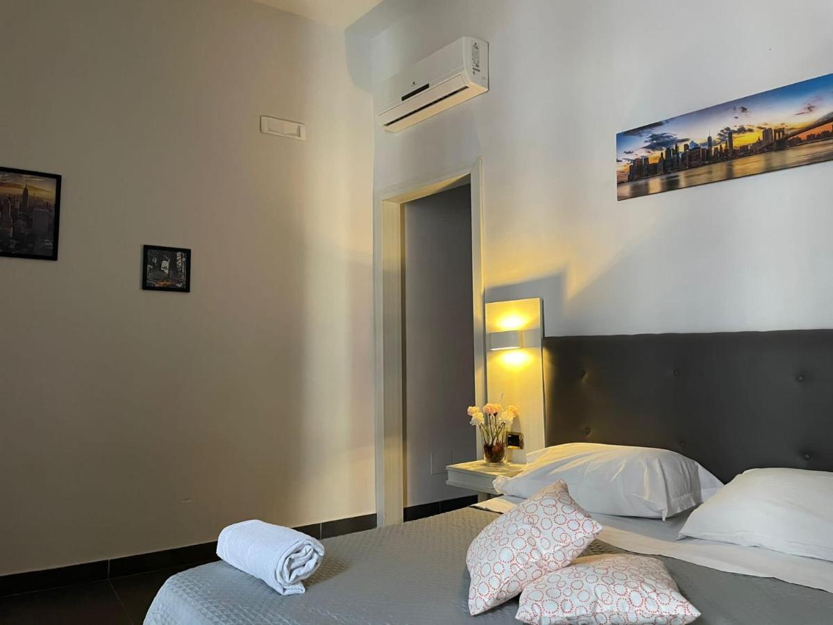 Hotel Poerio Napoli Ngoại thất bức ảnh